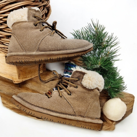 Bearpaw suede snow boots - Picture 3 of 9